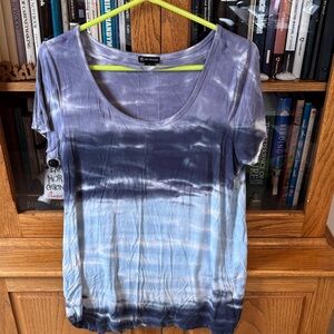 new directions Blue to Indigo Ombre Tie-Dye Scoop Neck Tee